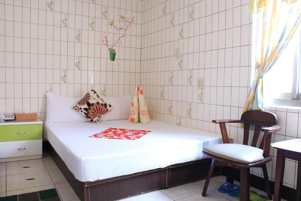 Hsin Hsin Hotel Miaoli Exteriör bild