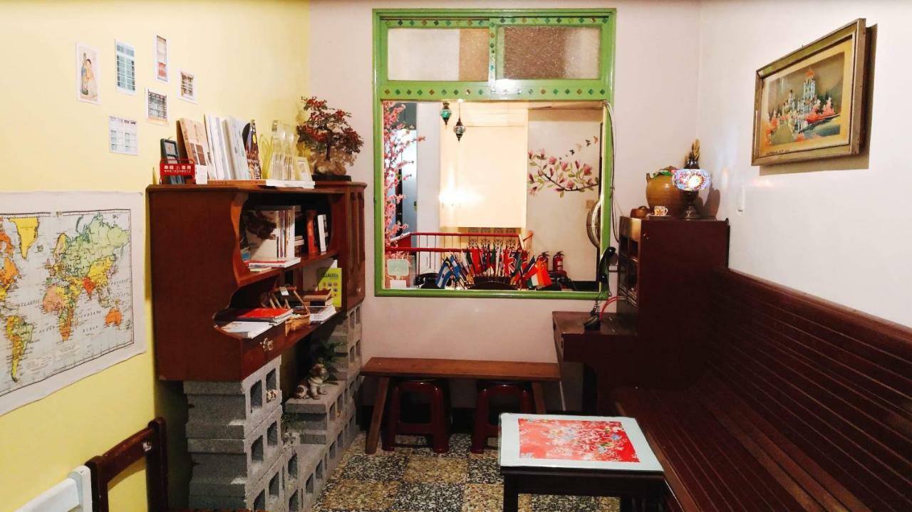 Hsin Hsin Hotel Miaoli Exteriör bild
